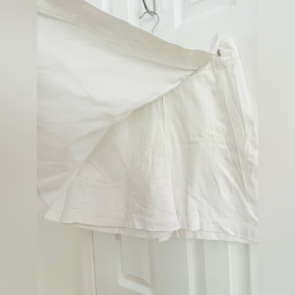 Briggs white cotton skort- Size 4P - Picture 4 of 7